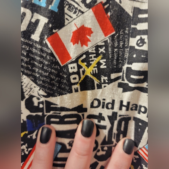 Vintage BLOWOUT LA Reversible World Peace Pullover Crewneck Sweatshirt - Picture 14 of 14